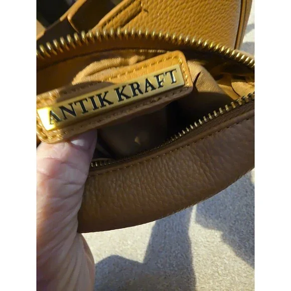 Antik Kraft Soft Vegan Shoulder Tote Detachable Pouch Brown Snap Closure - Picture 7 of 11